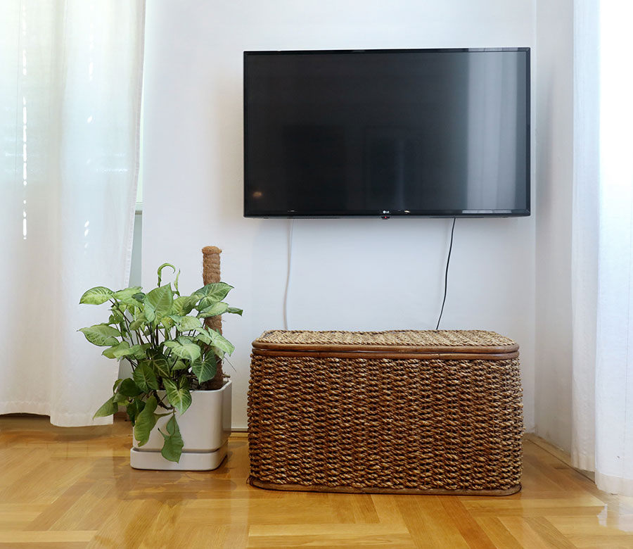 Sibenik apartment city center Lovely Rita's - flat screen tv in bigger bedroom